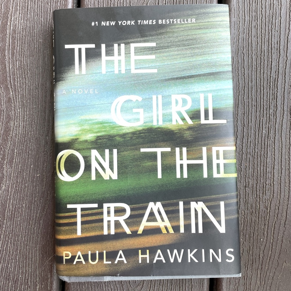 The Girl on The Train bestseller hardcover book